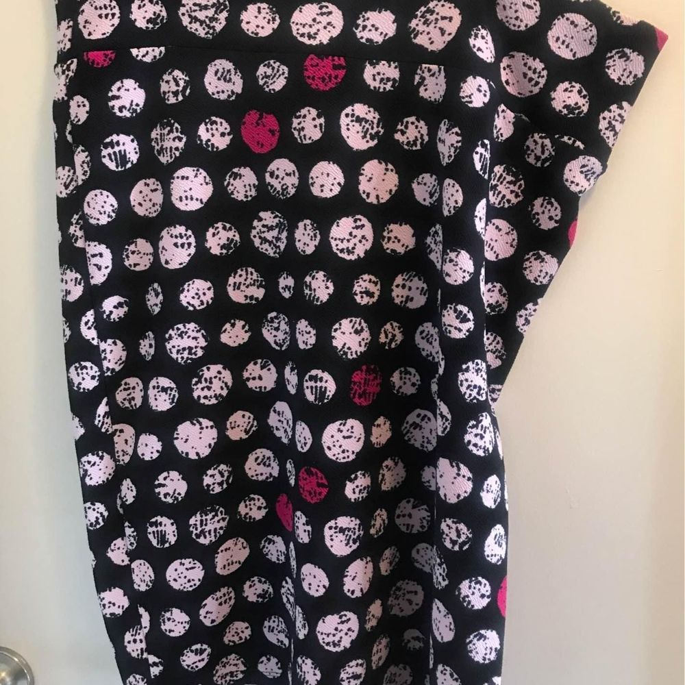 Lularoe Black Pink Soft Knee Length Skirt Circle Design 2xl